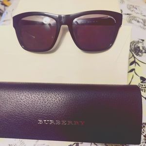 Burberry polarized sunglasses